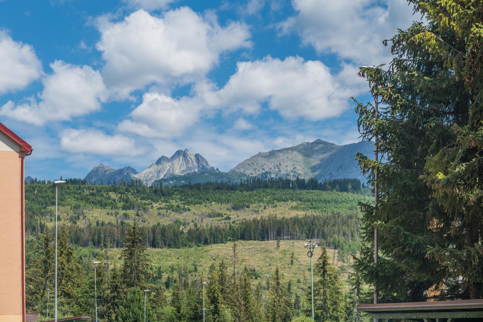 Sherpa'S Hostel High Tatras Štrbské Pleso Exteriér fotografie
